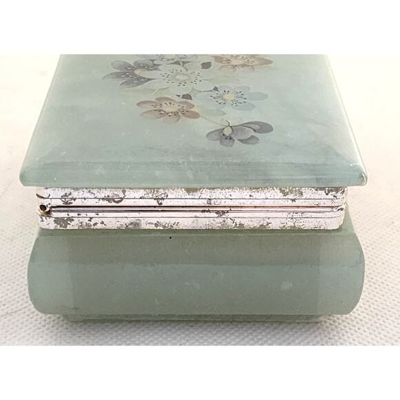 Trinket/Jewelry Box-Alabaster-Green-Flowers-Hinged Edge - Picture 6 of 13